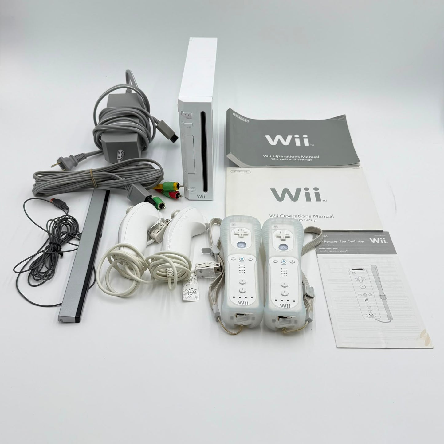 Nintendo Wii Console Gaming System Only RVL-001 White